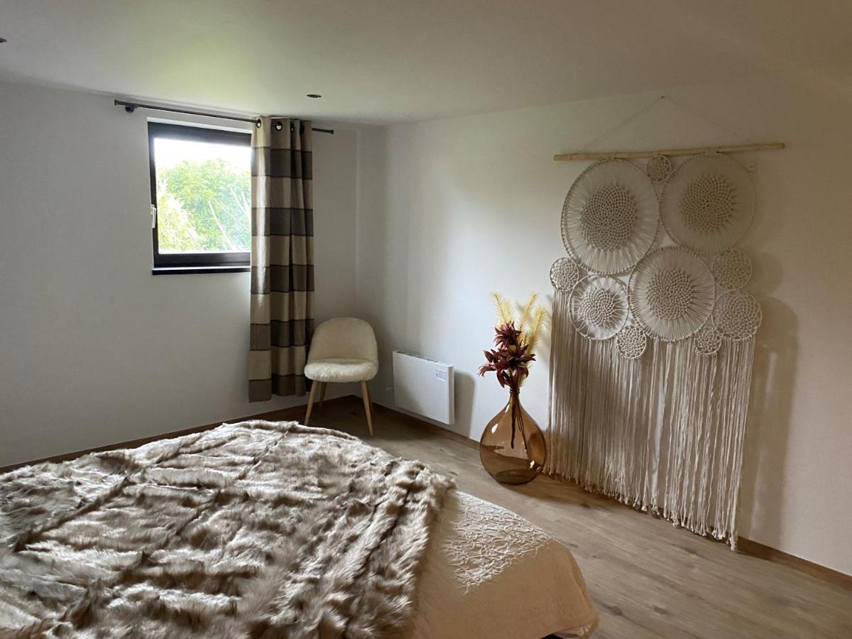 Le Logis Des Chenes, Superbe Bungalow Dans Quartier Residentiel Proche De Namur Wépion Esterno foto