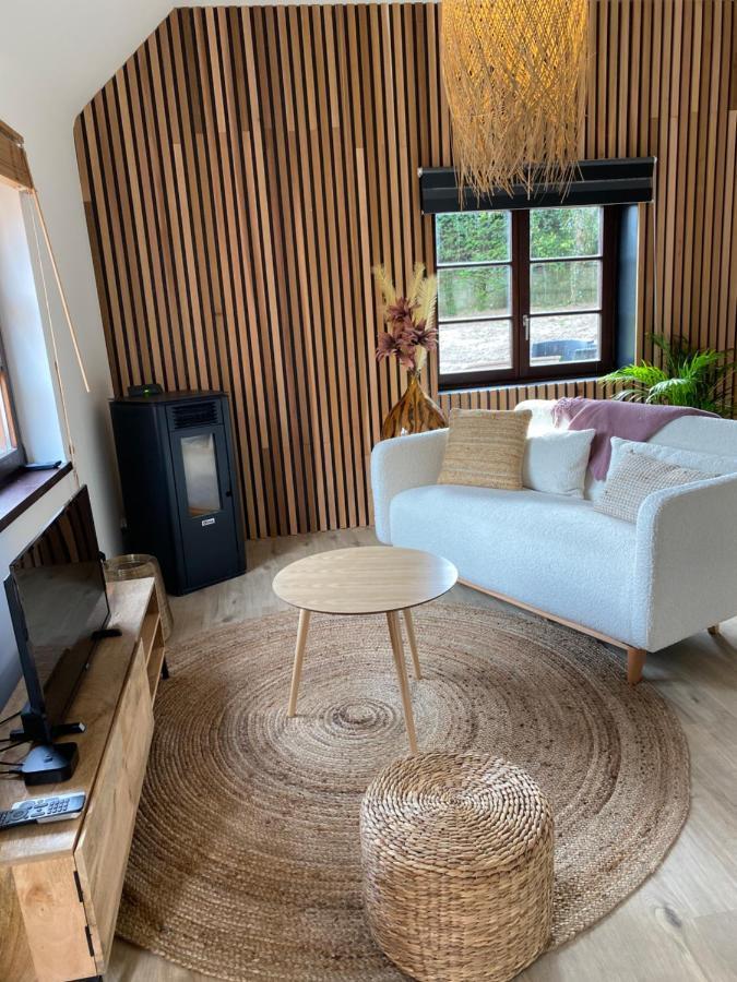 Le Logis Des Chenes, Superbe Bungalow Dans Quartier Residentiel Proche De Namur Wépion Esterno foto